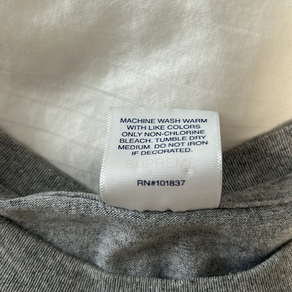 Supreme Tee - Picture 5 of 6